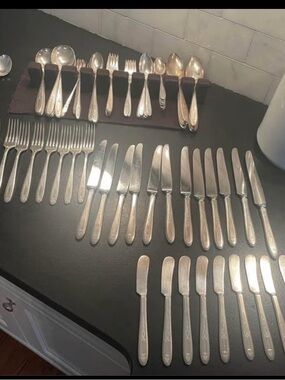 Antique Grosvenor 1921 Community Oneida Silver Plate Flatware Service For 12